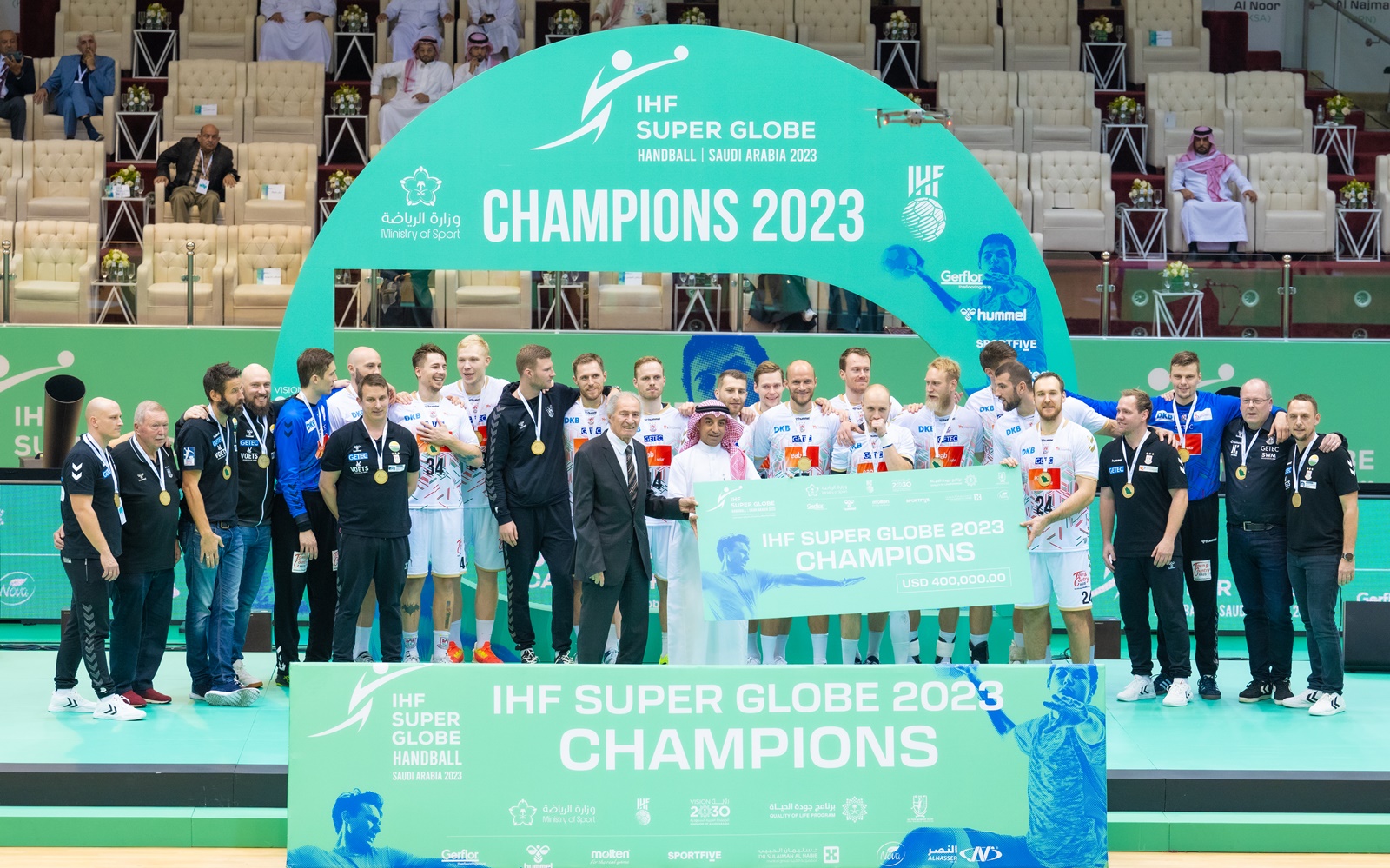 IHF Super Globe 2023. FINAL. Fusche Berlin vs. SC Magdeburg